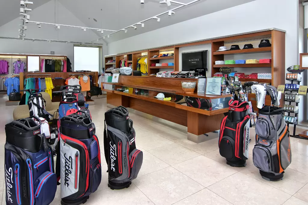 PRO SHOP